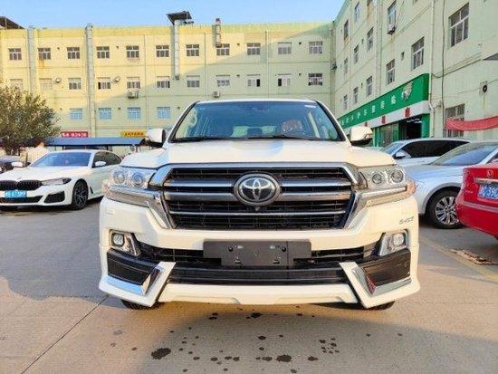 新款兰德酷路泽5700v8显彪悍与霸气现车价格