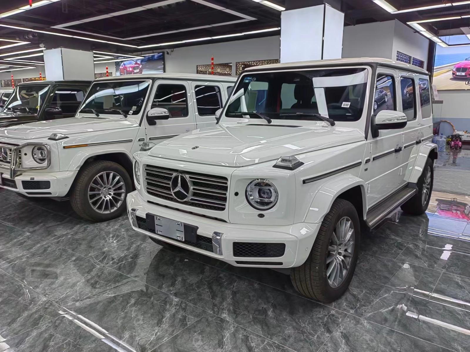 实拍平行进口23款奔驰g500多少钱天津港口现车最低多少钱