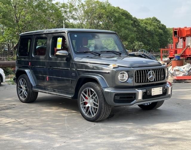 2024款奔驰g63天津港现车220万可分期优惠