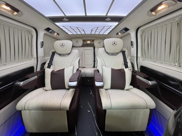 2023款奔驰威霆升级迈巴赫vs680 包牌4x万 舒适度让人赞不绝口