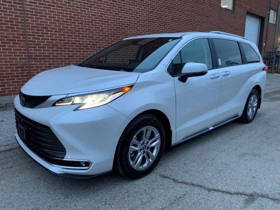 2024款丰田塞纳四驱顶配现车价格