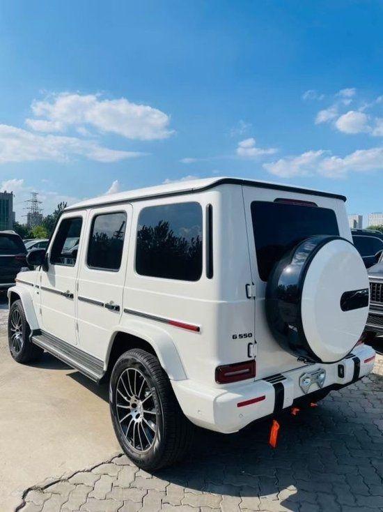 24款奔驰g550大暗夜包顶级熊猫版现车最新价格