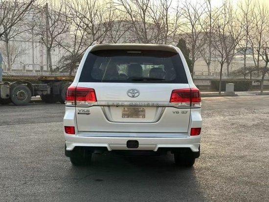21款丰田酷路泽570自吸静经典车型少量现车热销