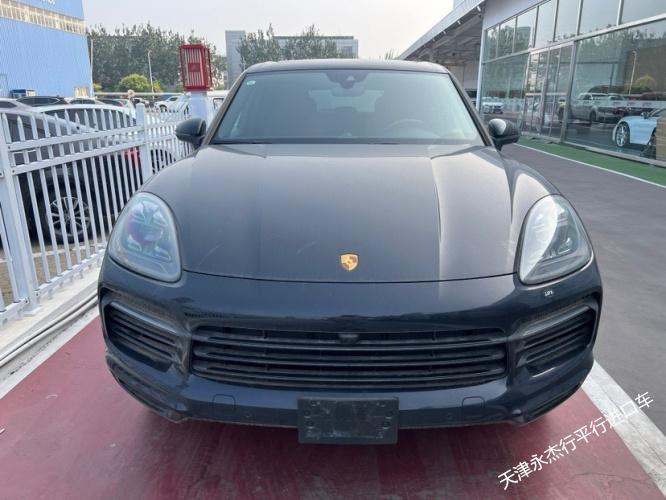 保时捷卡宴3.0T 加版 黑/红天津现车报价80余万