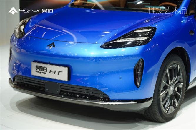 最强智驾和同级最长续航，昊铂HT成为豪华纯电SUV热销车型