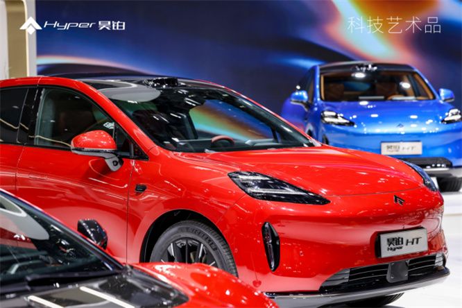 最强智驾和同级最长续航，昊铂HT成为豪华纯电SUV热销车型