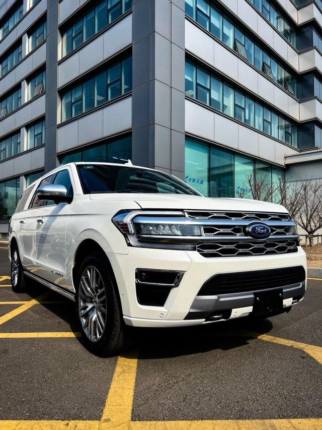 2024款福特征服者3.5t现车报价 直降15万 分期仅需20