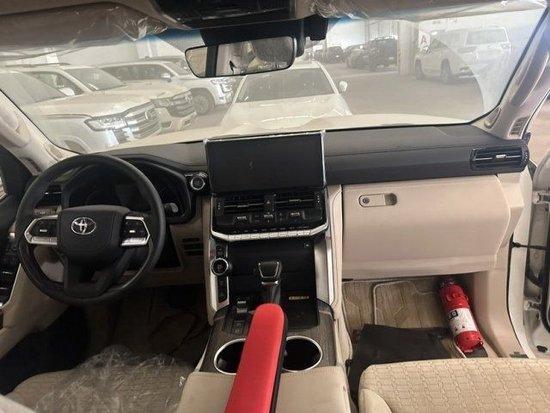 24款丰田酷路泽LC300VXR 三差丝绒雷测版优惠20万元