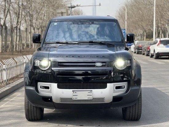 2024款路虎卫士3.0T柴油版天津港现车报价可分期购车