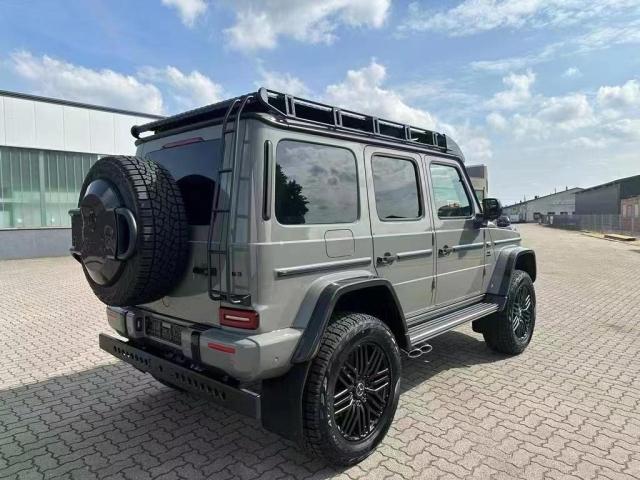 2024款奔驰g63 4x405现车 落地可分期 眼光所及满是直锋利的线条