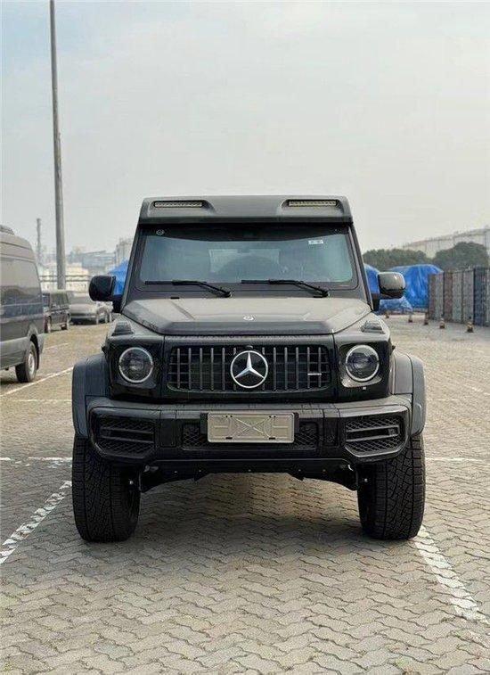 2024款奔驰g63 4x405配置解析 现车港口报价
