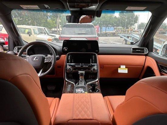 24款雷克萨斯LX600 美规4座超豪华爱马仕橙内饰
