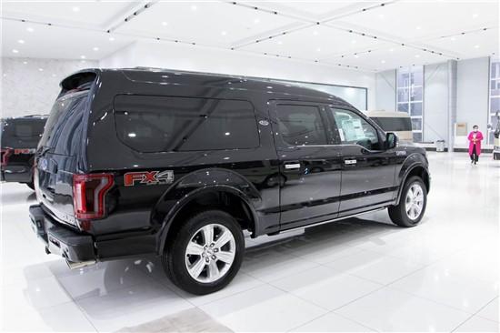 2024款福特勇猛者f150商务越野车城市出行兼顾长途越野