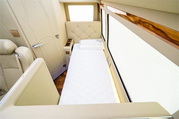 丰田考斯特7座实用改装项目及改装方案