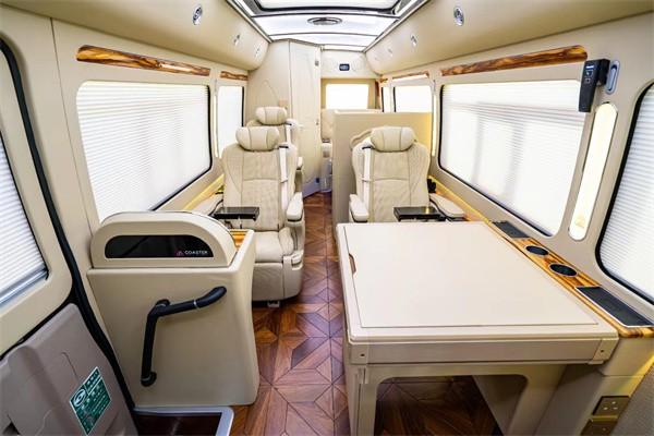 丰田考斯特7座实用改装项目及改装方案