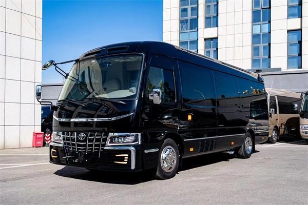 丰田考斯特改装工厂店 10座改装最新方案