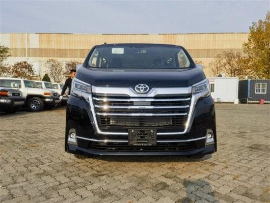 23款丰田萨尔法豪华商务特价50余万 可分期