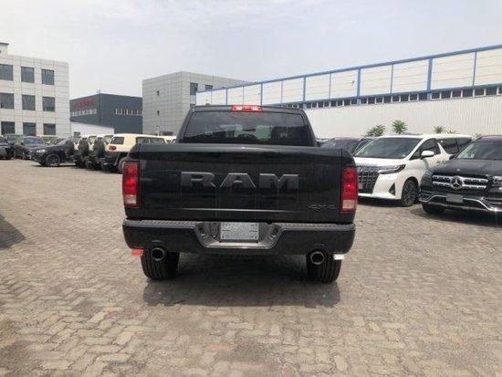 24款道奇公羊运动版售价40余万 超值皮卡体验越野