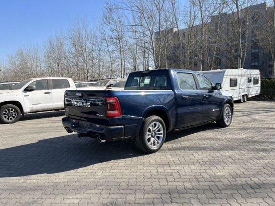 23款道奇长角号5.7lv8现车手续齐48万最低售价