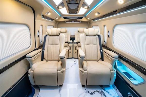 2025丰田海狮6座最新报价 丰田海狮图片配置