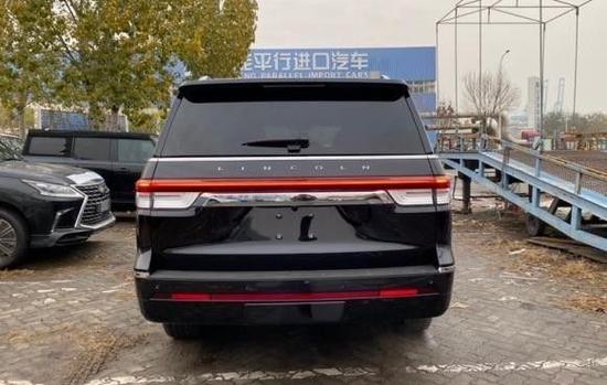 2027款林肯领航员加长版现车 优惠直降10万