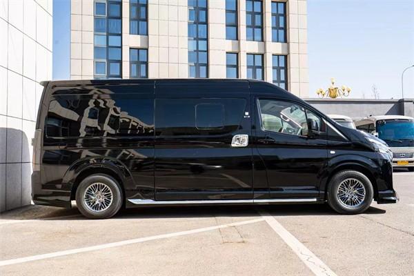 丰田海狮7座商务车 新款丰田海狮现车43万