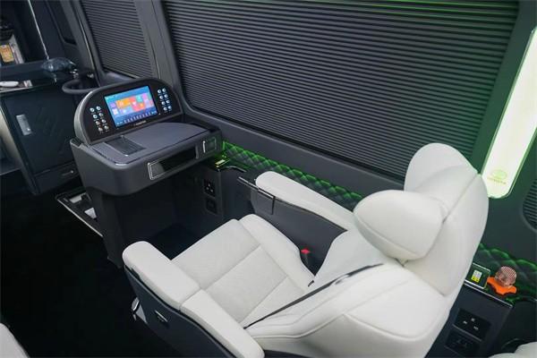 丰田考斯特11座价格2024款丰田考斯特报价