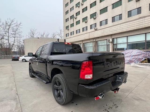24款道奇公羊皮卡专营 店内现车40余万