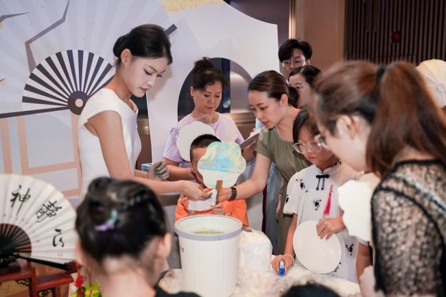 东风奕派eπ008上市发布暨私享品鉴会西安站活动启幕