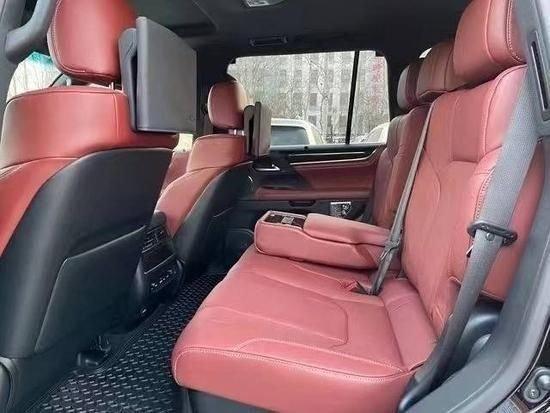 24款雷克萨斯LX570平行进口新车可分期