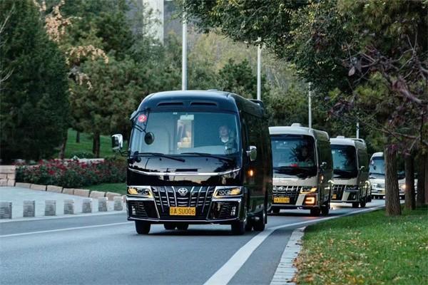 丰田考斯特12座改装价考斯特优惠全国可享分期