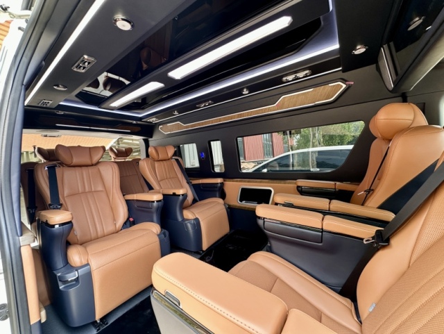 2024款丰田海狮报价房车卫生间版天津报价可一成首付开回家