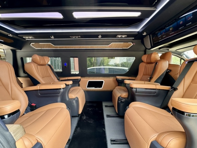 2024款丰田海狮报价房车卫生间版天津报价可一成首付开回家