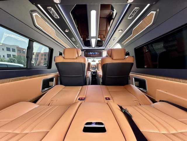 2024款丰田海狮报价房车卫生间版天津报价可一成首付开回家