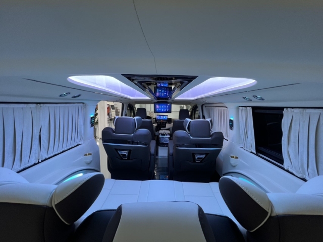 24款海狮3.5 自动平顶短轴7座商务车