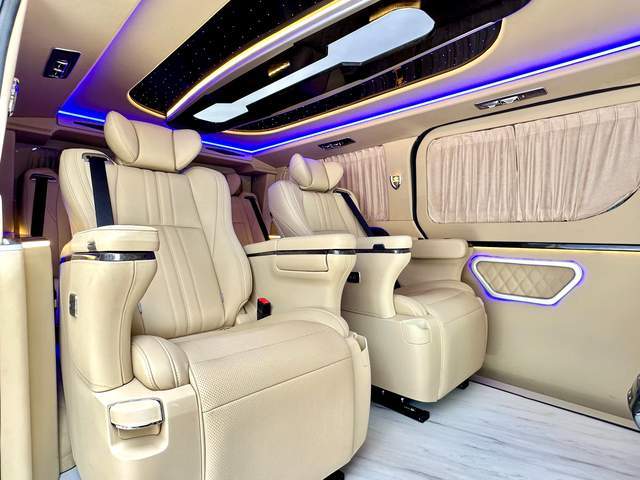 进口丰田海狮商务车萨尔法小海狮现车