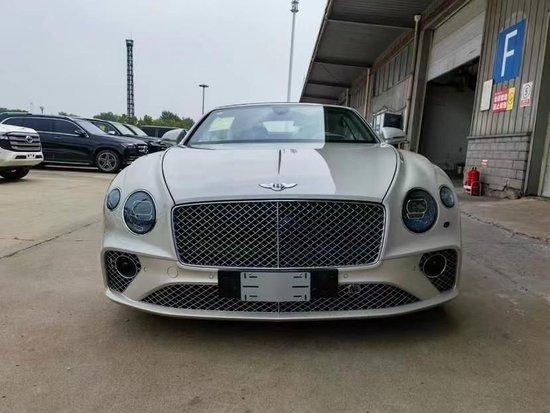 宾利欧陆gt4.0t敞篷港口最新报价295万起