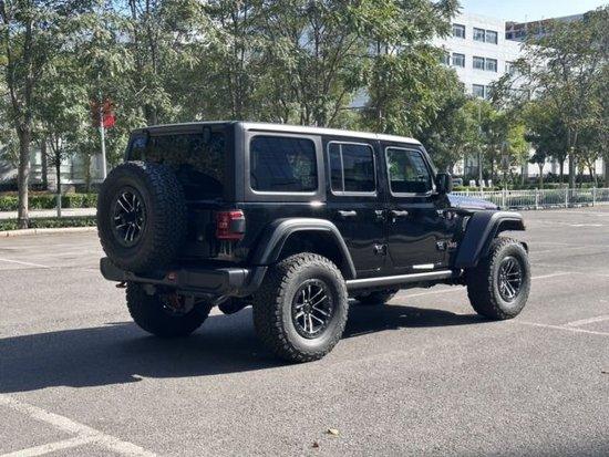 北京新款Jeep SUV牧马人，引领越野风潮的全新选择