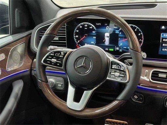 平行进口2024款 最新款奔驰GLS580 4.0T 参数详细配置解析