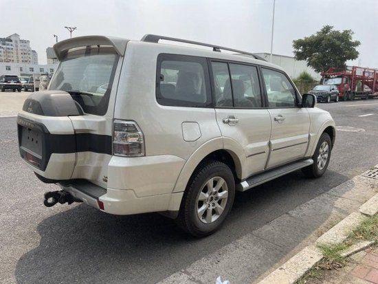 24款三菱帕杰罗V93 绝版车型3.0 V6 港口售价25.5万现车