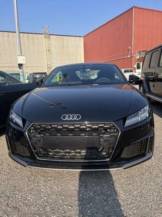 2023款奥迪TT跑车优惠价格30多万