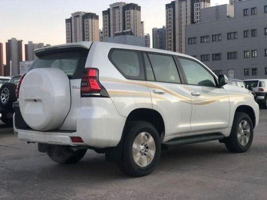 原装进口 2024款丰田霸道2700四驱越野车 七座大空间港口最低价