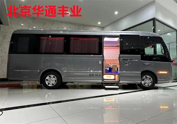 一汽红旗国悦9座报价及参数图片
