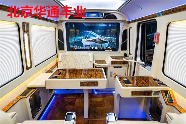 一汽红旗国悦9座报价及参数图片