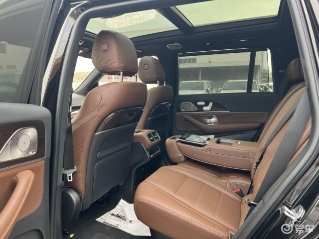 25款奔驰GLS580平行进口4.0T首批现车最新价格178万提车
