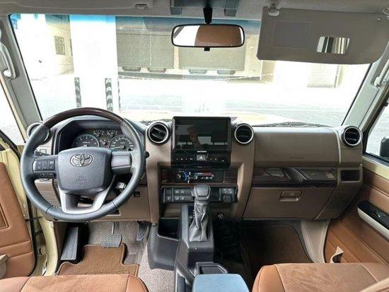 24款丰田酷路泽LC76柴油2.8T自动挡现车特惠价70来万