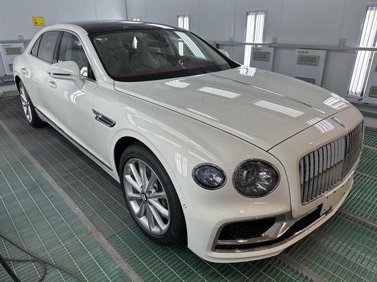 23款中规宾利飞驰4.0V8 仙女配色含税价