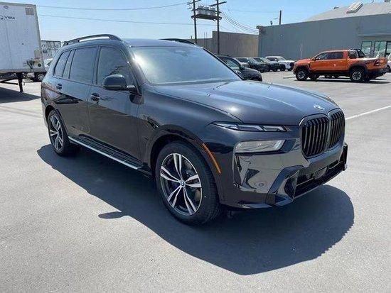 24款宝马X7 3.0T全尺寸豪华SUV 平行进口最新售价现车可分期