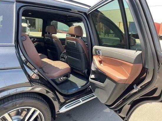 24款宝马X7 3.0T全尺寸豪华SUV 平行进口最新售价现车可分期