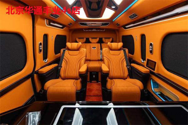 进口丰田海狮7座最新报价 中东版参数配置